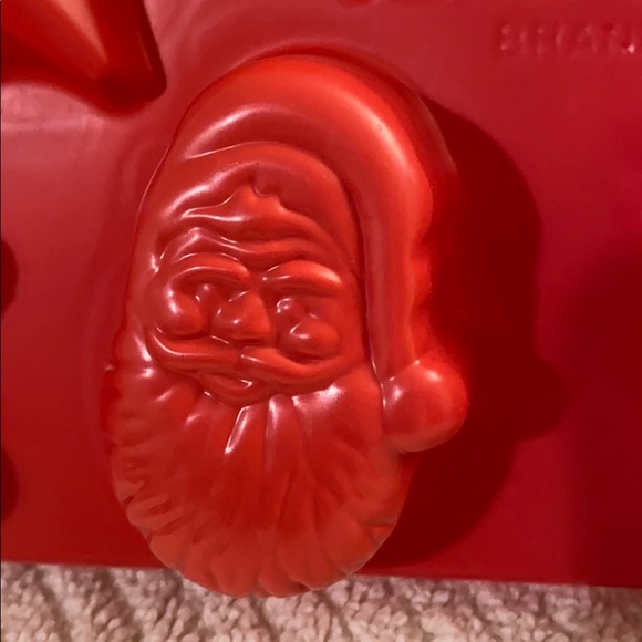 JELL-O Brand Red Christmas Mold with Santa, Tree & Star for Jello or Play Dough - Picture 4 of 8